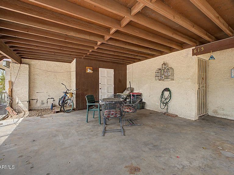 615 N HOBSON -- photo 4