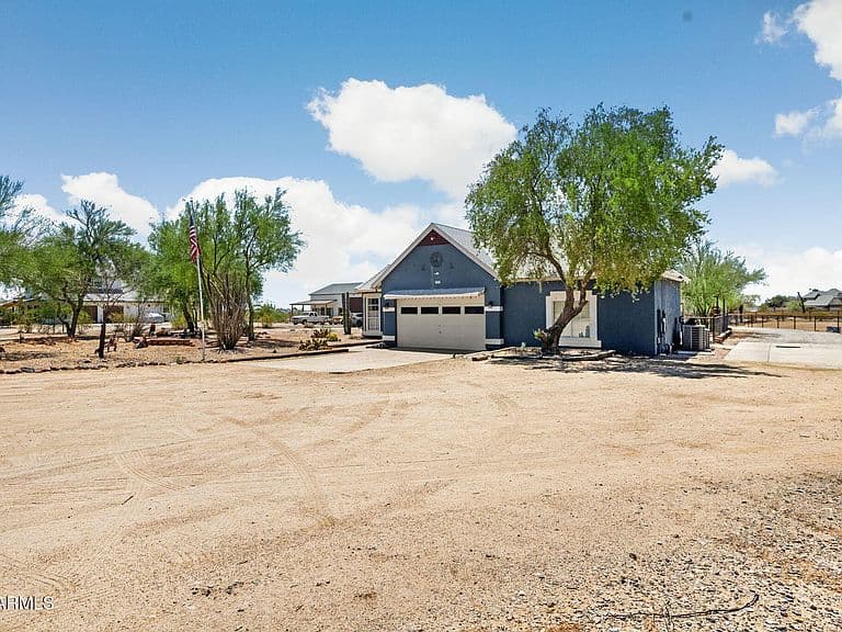 15679 W DUANE Lane photo 4