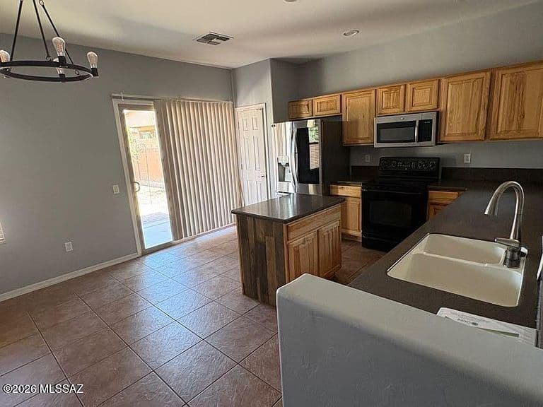 7514 W Phobos Dr photo 5