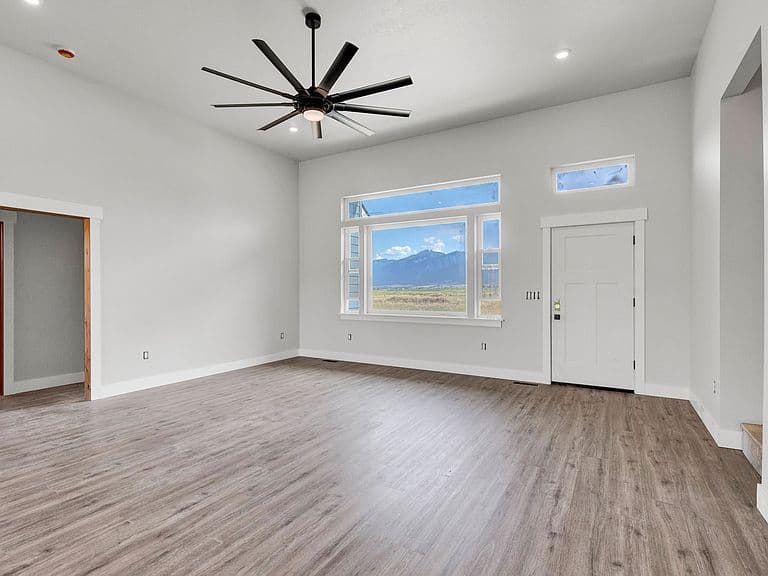 34660 Patrick Ln photo 5