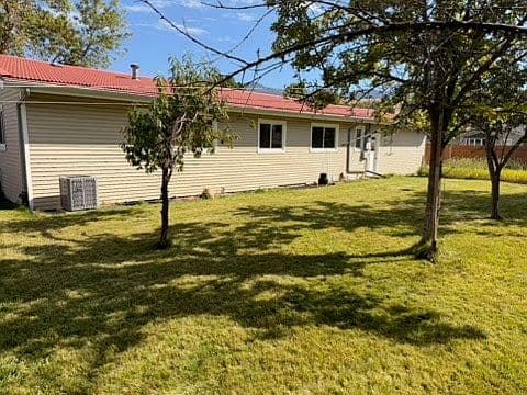 4211 21st Ave photo 5