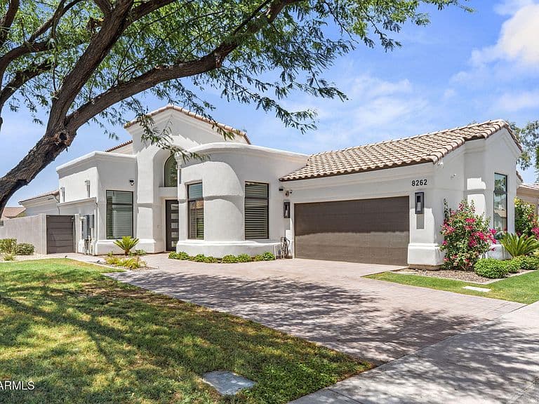 8262 E CORTEZ Drive photo 1
