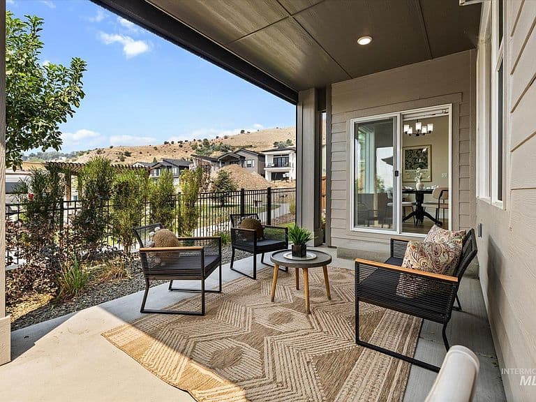 2543 S Via Privada Ln photo 1