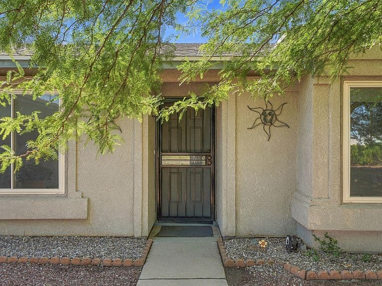 5518 E Hereford Road photo 4