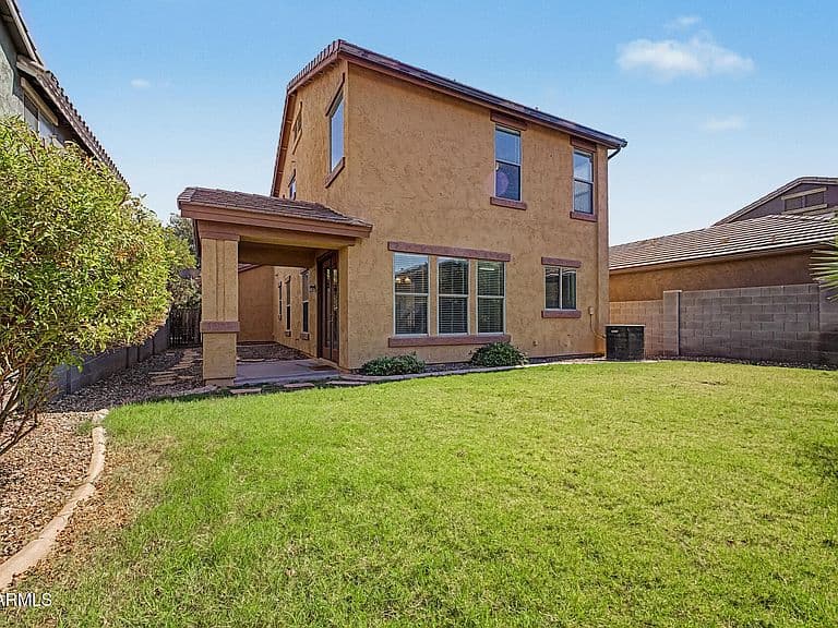 3846 E FAIRVIEW Street photo 2