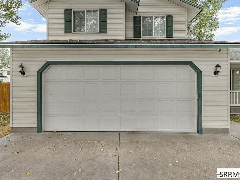 700 Aspen Ave photo 4