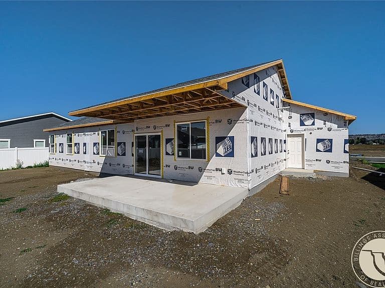 3524 Crater Lake Ave photo 2