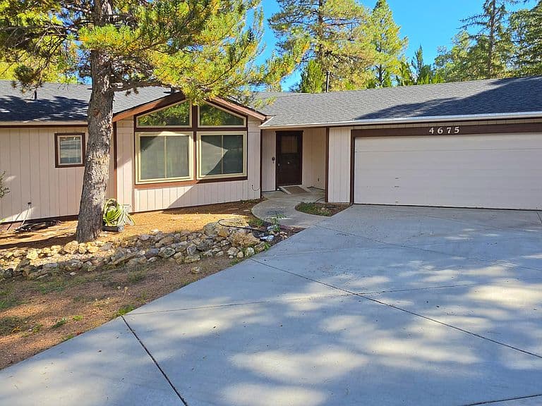 4675 E Windsong Ln photo 1
