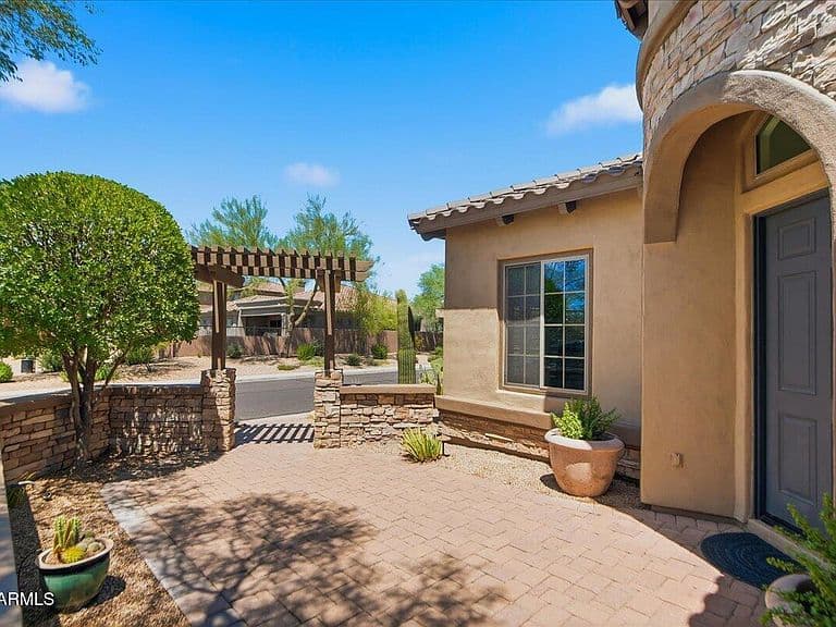 22709 N 38TH Way photo 3