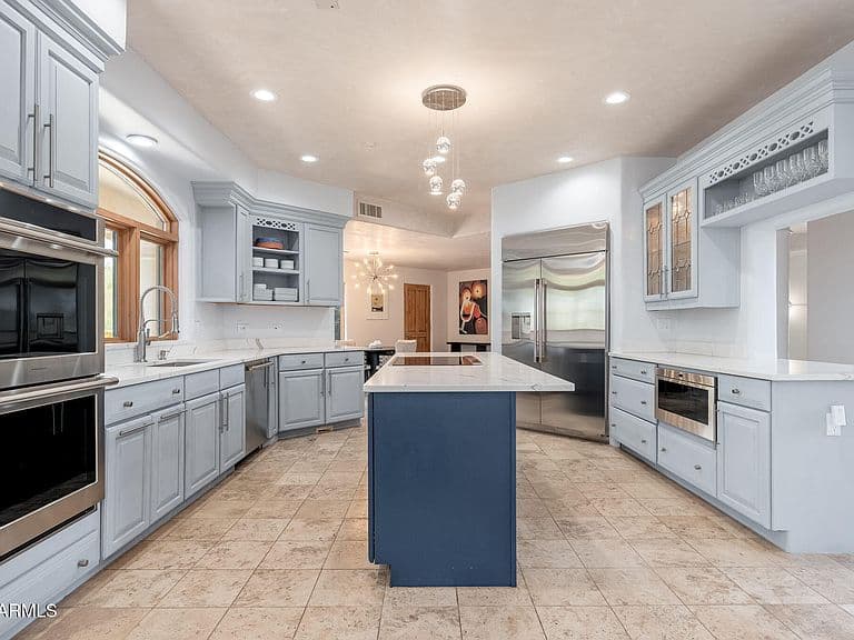 10420 E MORNING VISTA Lane photo 4