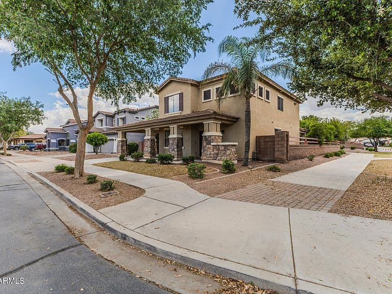 18707 E SUPERSTITION Drive photo 3