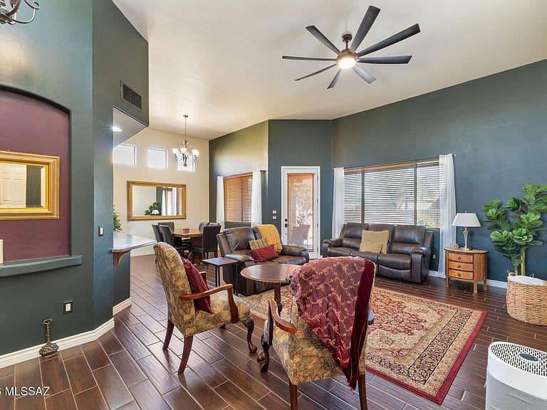 8148 N Night Pony Dr photo 4