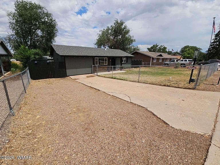 999 S Highland Dr photo 3