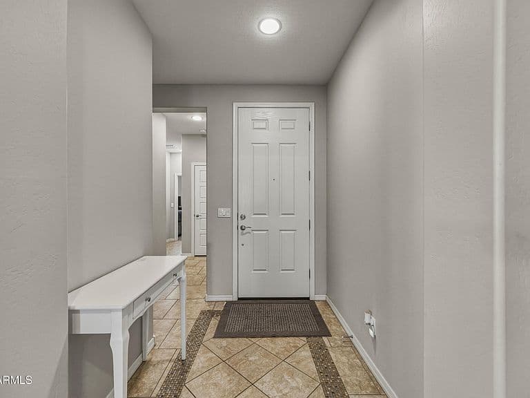 4229 W VALLEY VIEW Drive photo 3