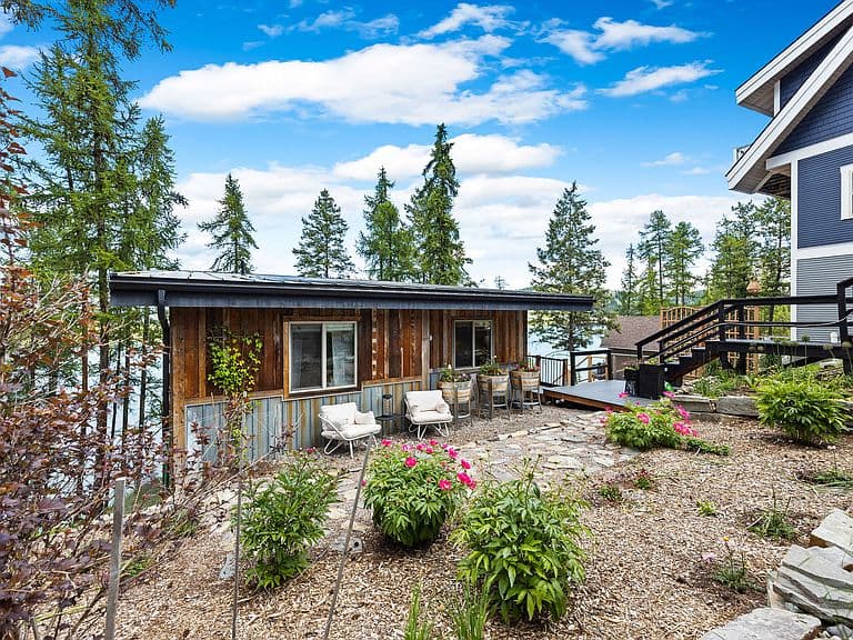 396 N Foys Lake Dr photo 3