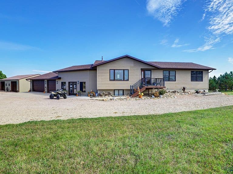 22318 Lucky Ln photo 1