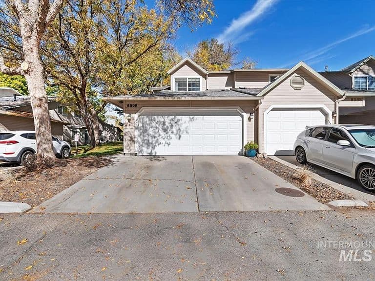 6998 W Irving Ln photo 1
