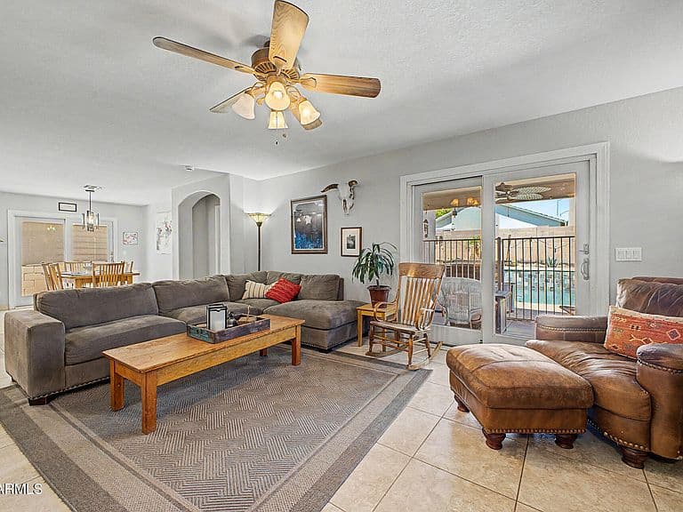 10228 E CRESCENT Avenue photo 4