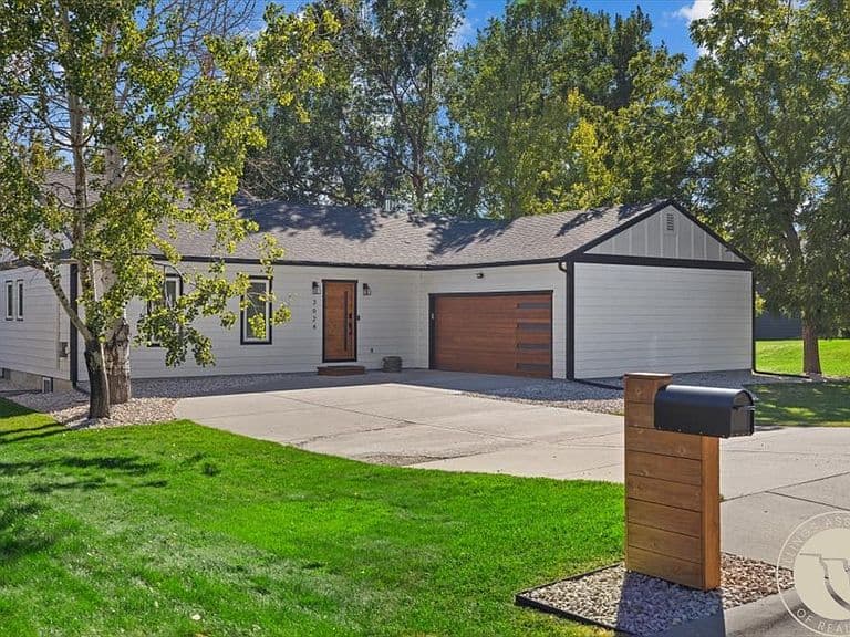 3624 Donna Dr photo 1