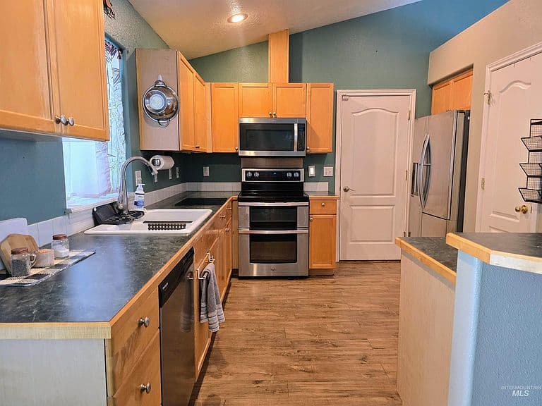 4336 W Niemann Dr photo 4