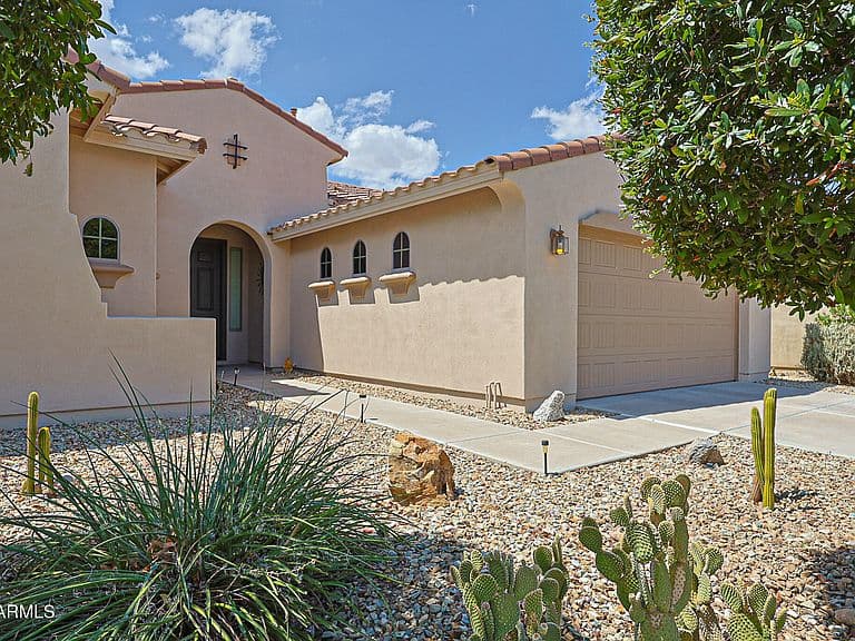 13678 S 176TH Drive photo 4