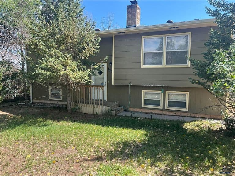 2305 Lincoln Ave photo 1