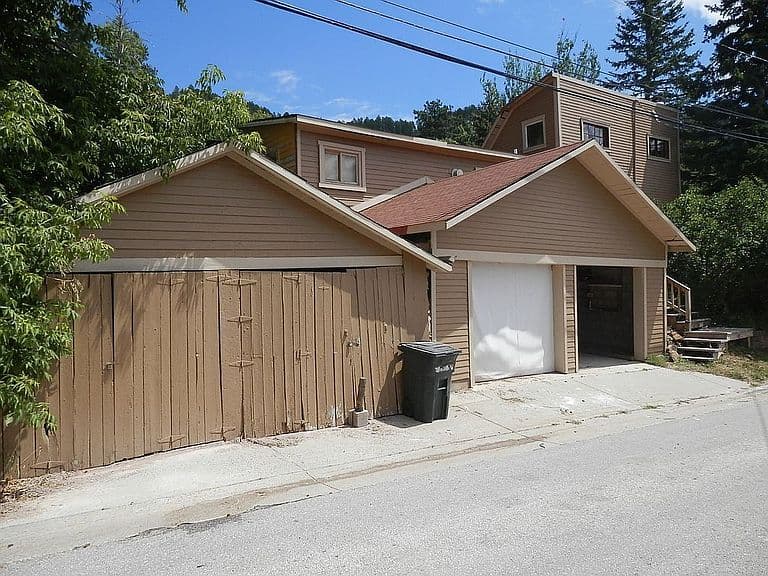 58 Madison St photo 2