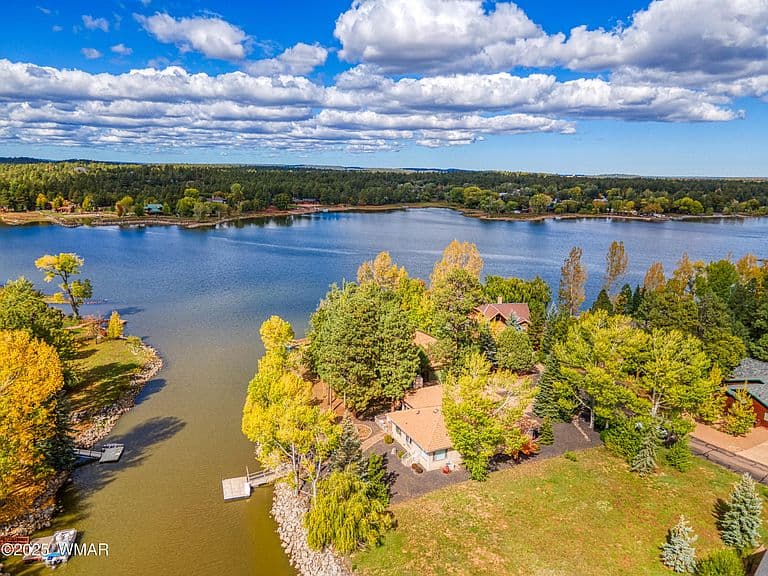 2457 Dragonfly Ln photo 1