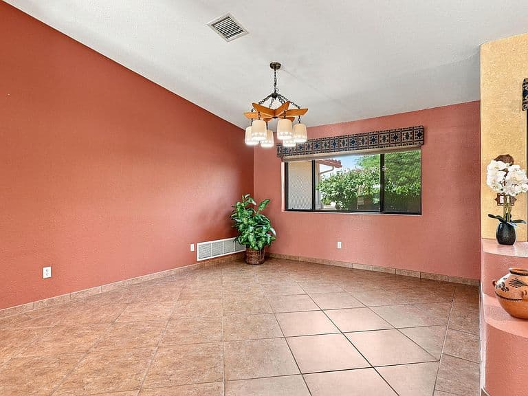 2671 E Brewer Dr photo 5