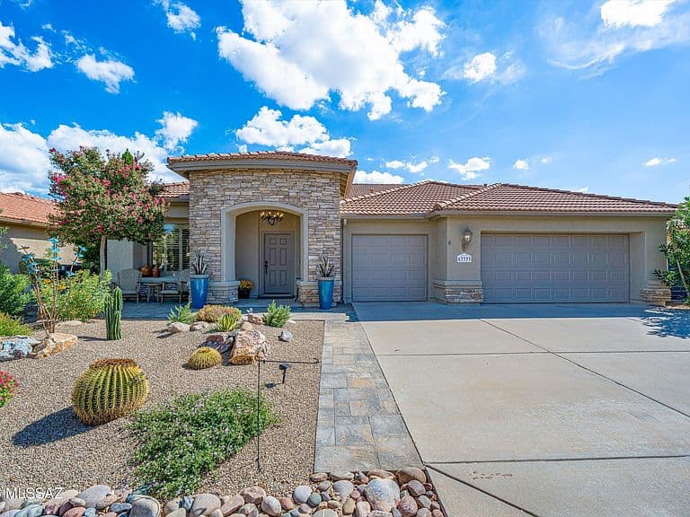 63333 E Harmony Dr photo 4
