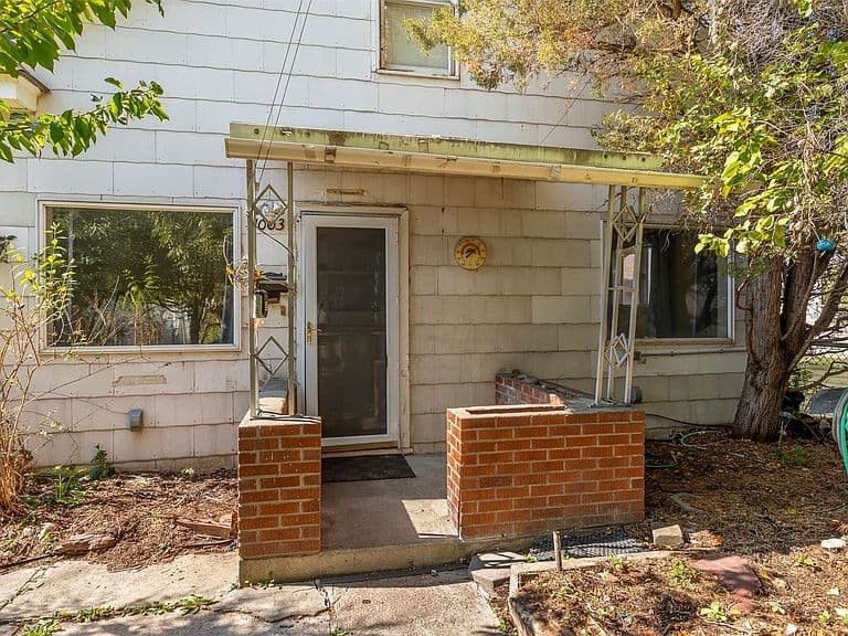1003 E 3rd St photo 5