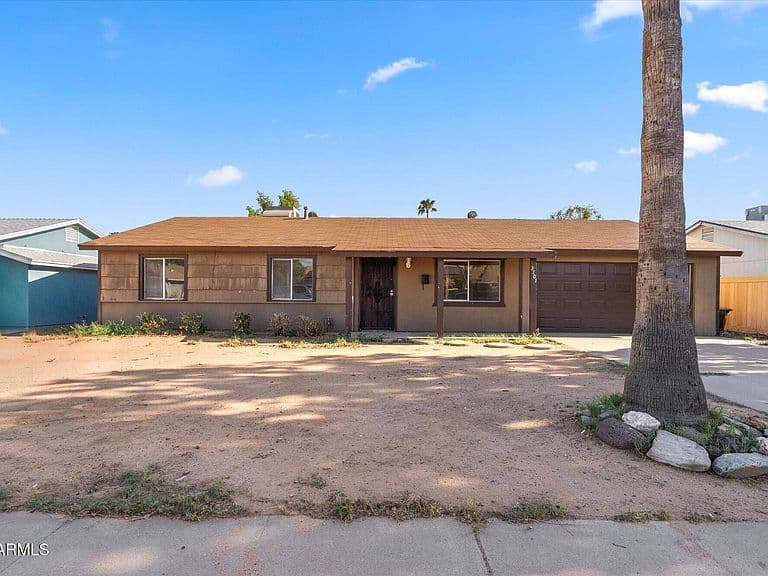 3701 E Emile Zola Avenue photo 1