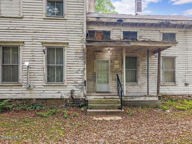 288 Eagle Bridge Road photo 4