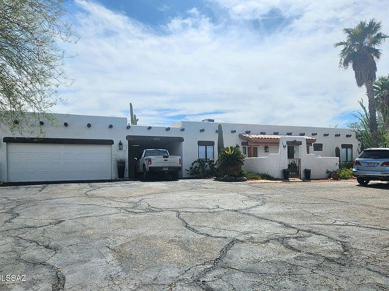 11470 E Escalante Rd photo 2