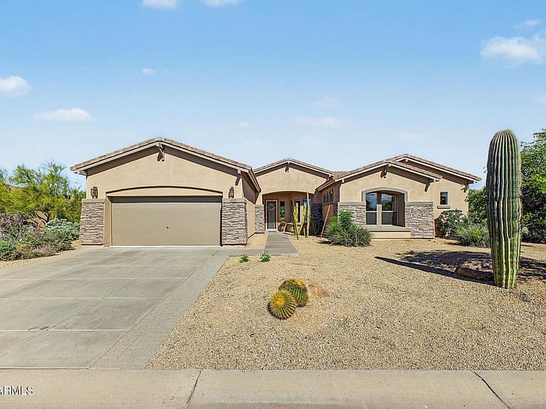 8850 E NORWOOD Street photo 1