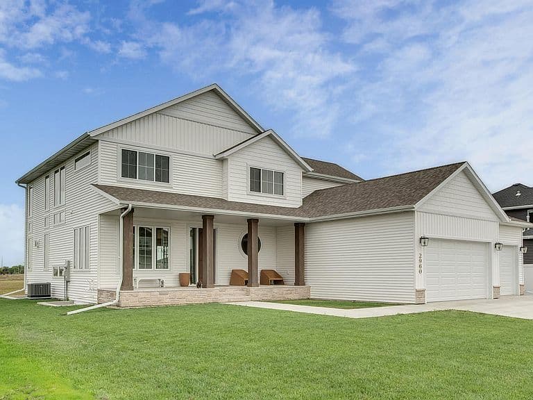 2960 Prairie Farms Cir S photo 3
