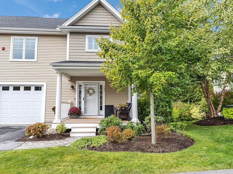 203 Woodview Way #203 photo 1