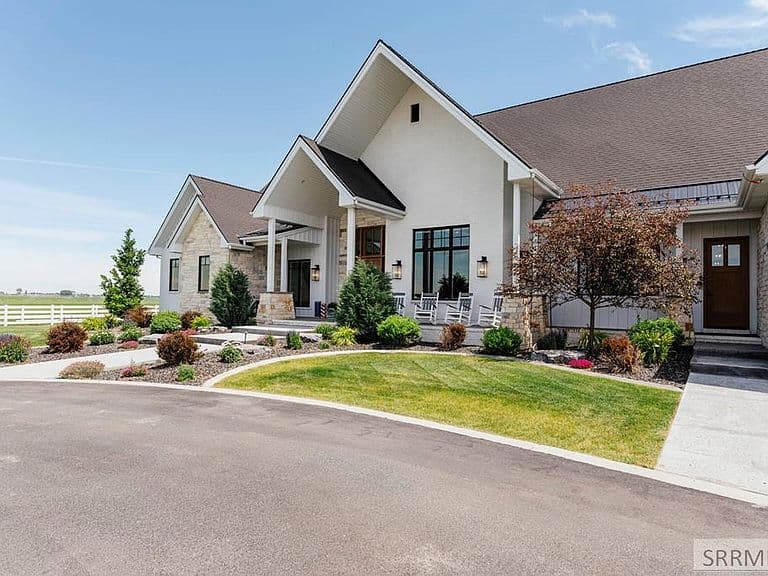 5261 S 55 W photo 3