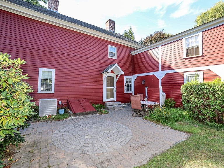 244 Boston Post Road photo 4