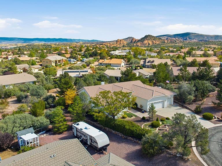 5687 Symphony Dr photo 3