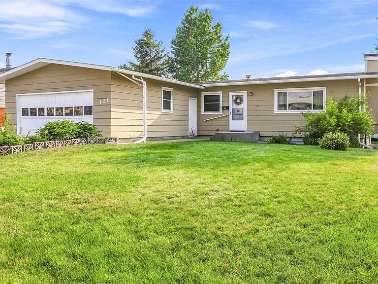 128 Wedgewood Ln photo 1