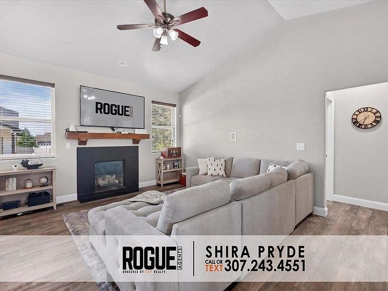 6195 Coronado Dr photo 5