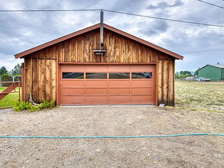 388 Winkler Ln photo 5