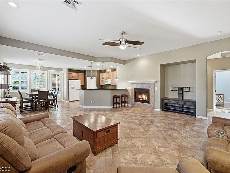 10335 Bays Mountain Ave photo 4