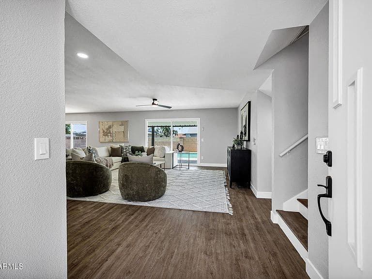 412 E ORION Street photo 5