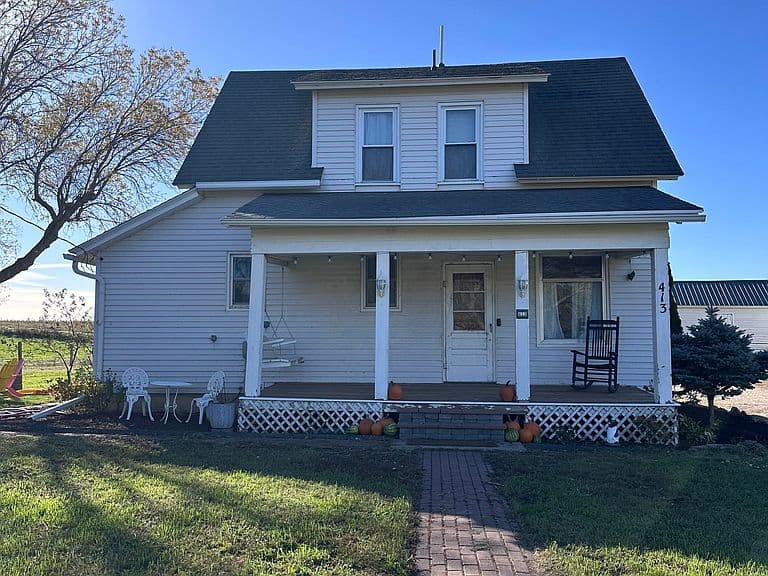 413 E Johnson Ave photo 1