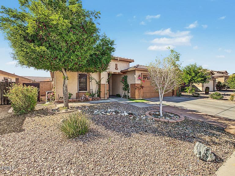 6988 S SUNRISE Way photo 3