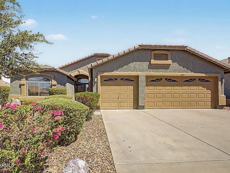11355 S HOPI Street photo 2