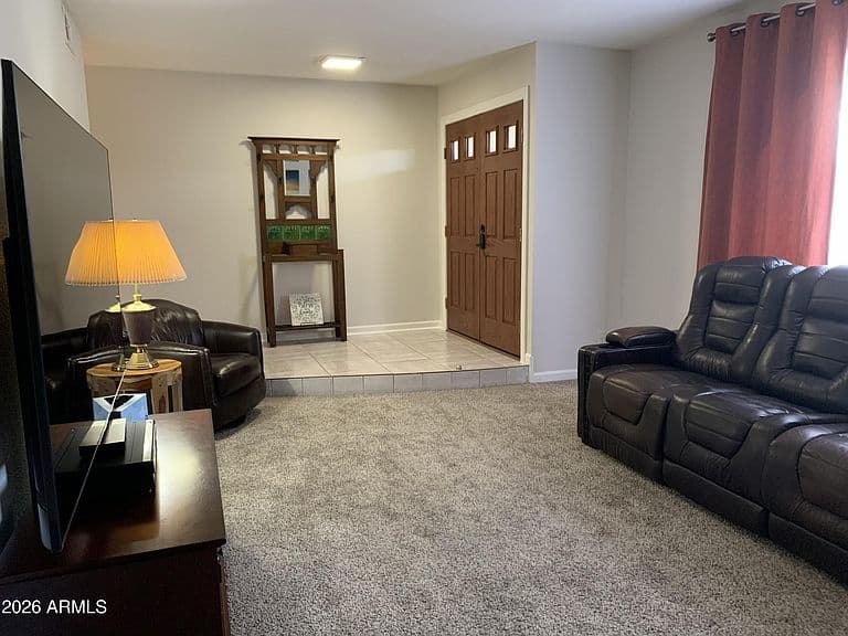1127 W ISABELLA Avenue photo 4