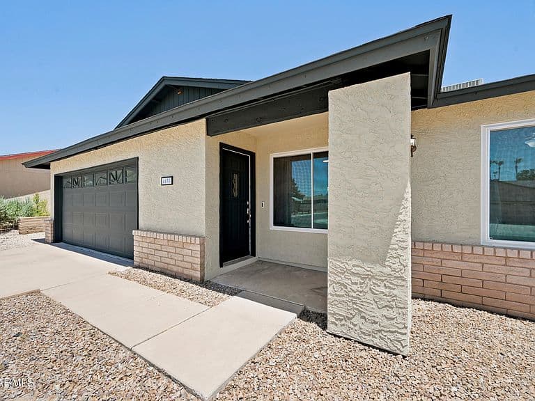 4638 E LA PUENTE Avenue photo 1